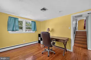 921 Hale St, Pottstown, PA 19464 - Photo 10