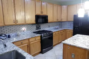 2032 Hayward Ave, Pennsburg, PA 18073 - Photo 6