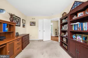 2395 Magnolia Dr, Gilbertsville, PA 19525 - Photo 14