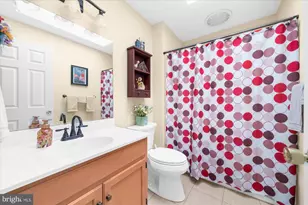 2395 Magnolia Dr, Gilbertsville, PA 19525 - Photo 18