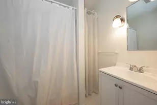 933 Stoke Rd, Villanova, PA 19085 - Photo 22