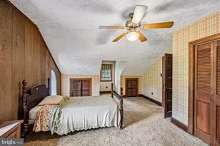525 Creamery Rd, Telford, PA 18969 - Photo 32