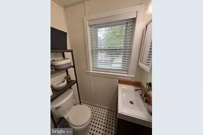 70 S Mount Vernon Street, Pottstown, PA 19464 - Photo 24