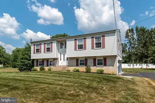806 Wright Dr, Ambler, PA 19002 - Photo 1