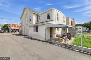 108 W 5th St, Bridgeport, PA 19405 - Photo 2