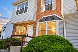 307 Wendover Dr, Norristown, PA 19403 - Photo 2
