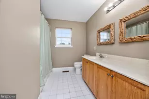 1175 Silcox Dr, Gilbertsville, PA 19525 - Photo 36