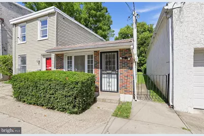 325 E Basin Street, Norristown, PA 19401 - Photo 2