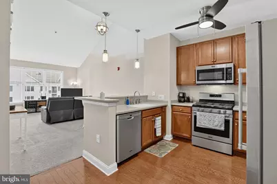 300 Elm Street W #2413, Conshohocken, PA 19428 - Photo 8