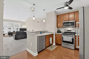 300 Elm Street W, Conshohocken, PA 19428 - Photo 8
