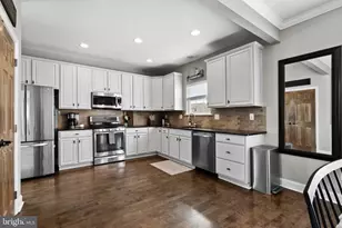195 Westbury Dr, Gilbertsville, PA 19525 - Photo 8