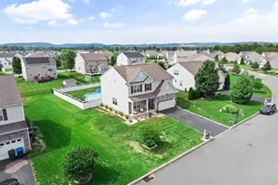 195 Westbury Dr, Gilbertsville, PA 19525 - Photo 4