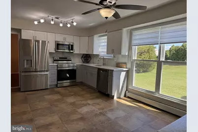220 N Trooper Road, Norristown, PA 19403 - Photo 10