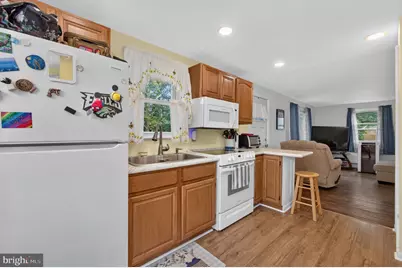 1530 Hilltop Road, Pottstown, PA 19464 - Photo 4