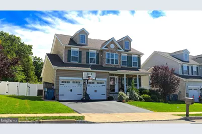 2205 Sunnyvale, Pennsburg, PA 18073 - Photo 2