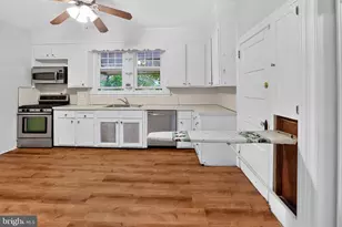 515 Hamilton St, Norristown, PA 19401 - Photo 14