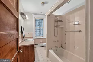 515 Hamilton St, Norristown, PA 19401 - Photo 50