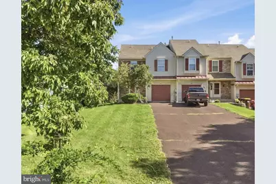 642 New Market Drive, Souderton, PA 18964 - Photo 2