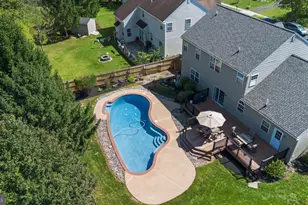 35 Pine Tree Dr, Royersford, PA 19468 - Photo 4
