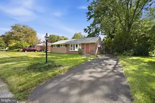 2806 Anzac Ave, Abington, PA 19001 - Photo 2