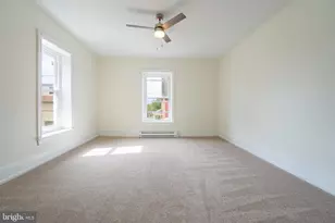 304 Main St, Pennsburg, PA 18073 - Photo 40