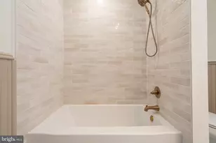304 Main St, Pennsburg, PA 18073 - Photo 38