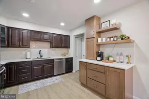 823 Dewees Pl, Trappe, PA 19426 - Photo 12