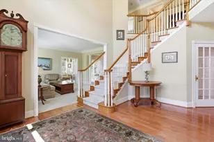 583 Oakmont Dr E, Telford, PA 18969 - Photo 4
