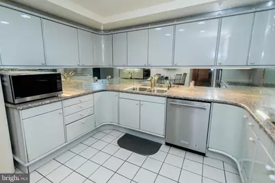 100 Breyer Drive #5-Q, Elkins Park, PA 19027 - Photo 6