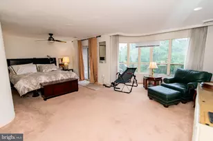 100 Breyer Dr, Elkins Park, PA 19027 - Photo 16