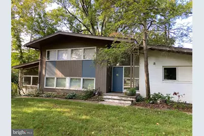 805 Harston Lane, Erdenheim, PA 19038 - Photo 2