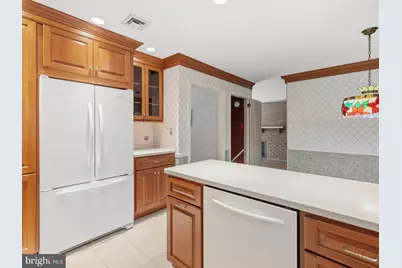 30 High Point E, Huntingdon Valley, PA 19006 - Photo 18