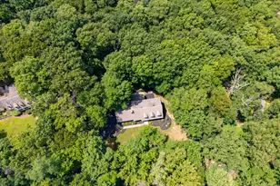 30 High Point E, Huntingdon Valley, PA 19006 - Photo 2