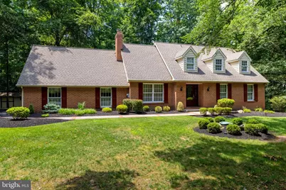 30 High Point E, Huntingdon Valley, PA 19006 - Photo 1
