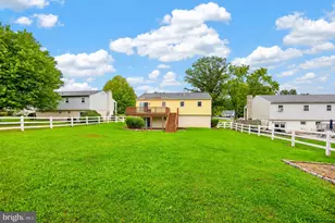 971 Oakdale Dr, Pottstown, PA 19464 - Photo 28