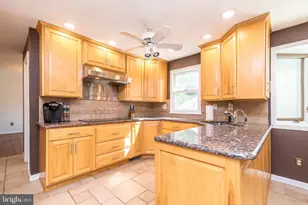 2049 Valley View Way, Lansdale, PA 19446 - Photo 12