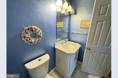 601 Whitpain Hls Hills, Blue Bell, PA 19422 - Photo 8
