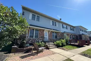601 Whitpain Hls Hills, Blue Bell, PA 19422 - Photo 2