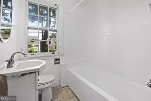 39 Sabine Ave, Narberth, PA 19072 - Photo 12