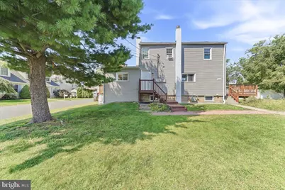 210 Summer Avenue, Horsham, PA 19044 - Photo 2