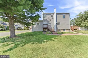 210 Summer Ave, Horsham, PA 19044 - Photo 2