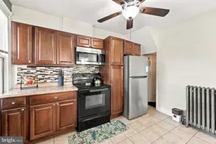 1424 Juniper St, Norristown, PA 19401 - Photo 14