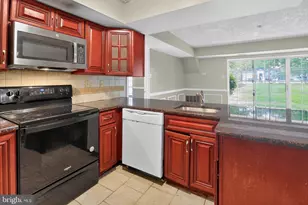 702 Deer Run, Norristown, PA 19403 - Photo 10