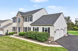 2311 Angel Dr, Gilbertsville, PA 19525 - Photo 4