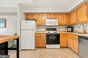 26 Wingate Ct, Blue Bell, PA 19422 - Photo 8