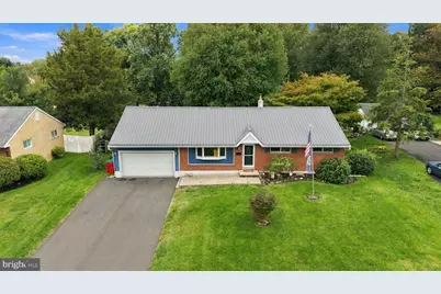 523 Sherwood Lane, Hatboro, PA 19040 - Photo 4