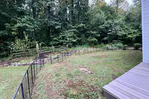 1005 Mill Hill Rd, East Greenville, PA 18041 - Photo 14