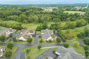 1075 Burgundy Cir, Pennsburg, PA 18073 - Photo 40