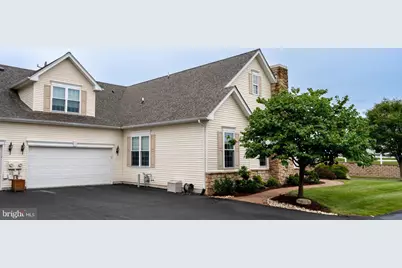 1075 Burgundy Circle, Pennsburg, PA 18073 - Photo 8