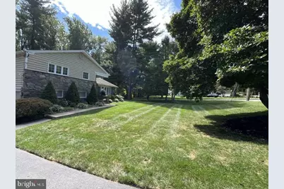 558 Sprague Road, Penn Valley, PA 19072 - Photo 2